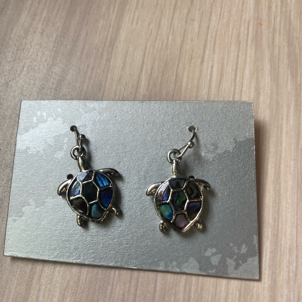 Turtle earrings